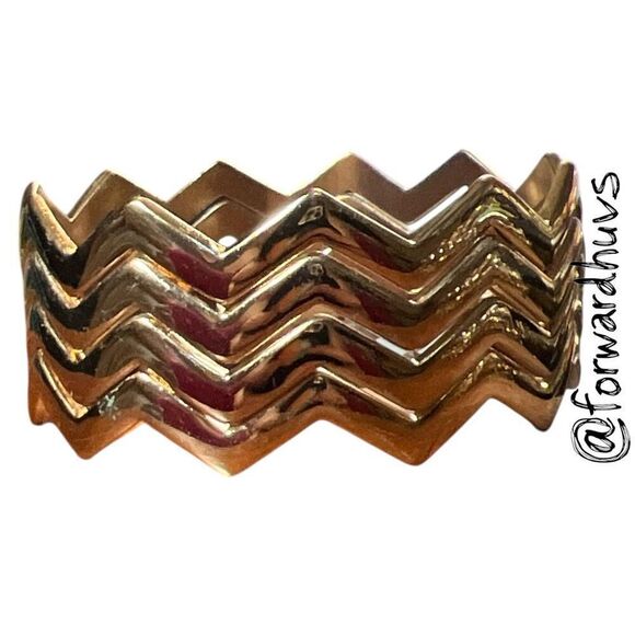 Set of 4 Smooth High-Shine Metal Bracelets - Classic Stackable Style - Picture 1 of 8